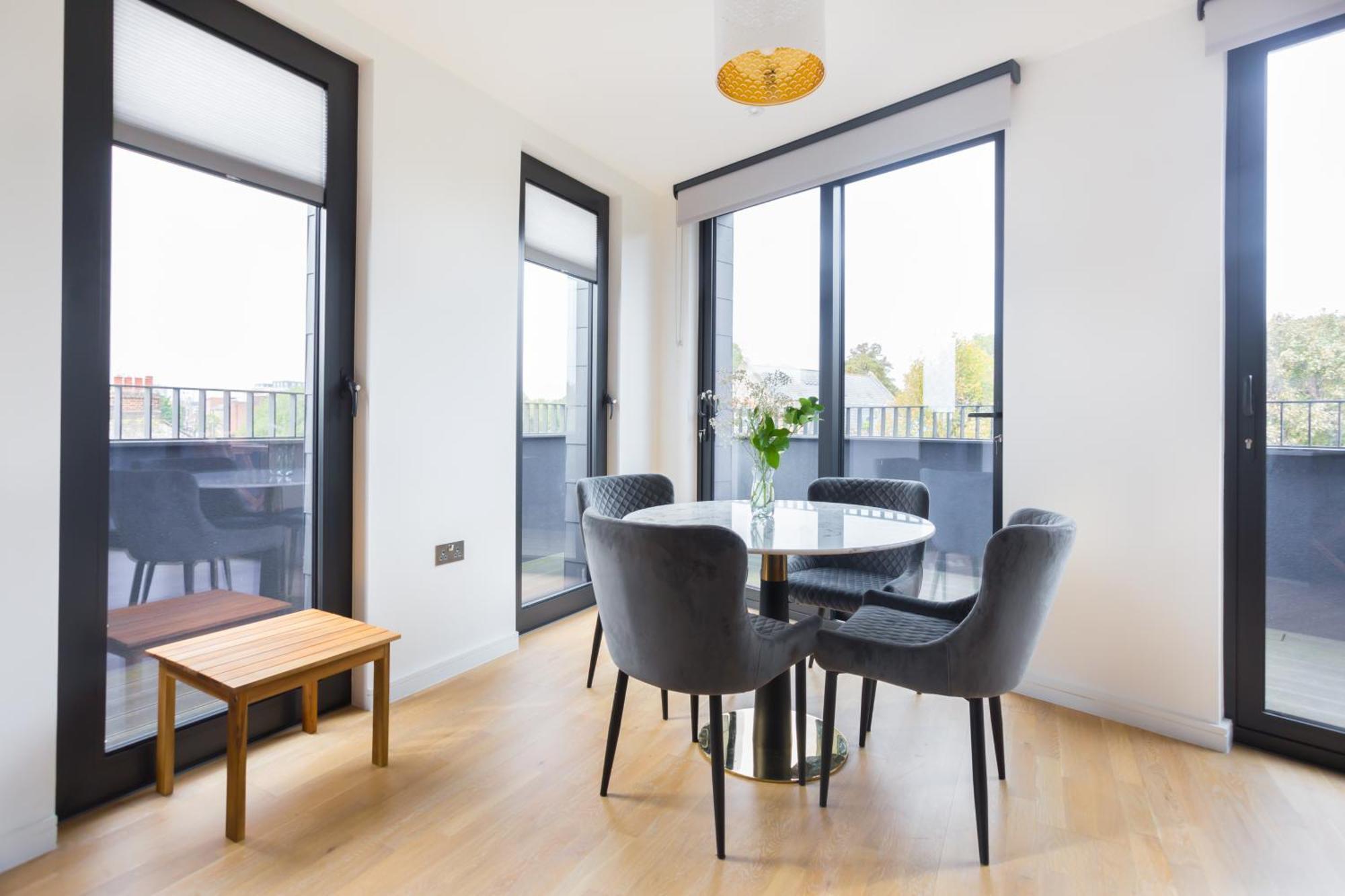 The Vale - Luxury Apartments Лондон Экстерьер фото